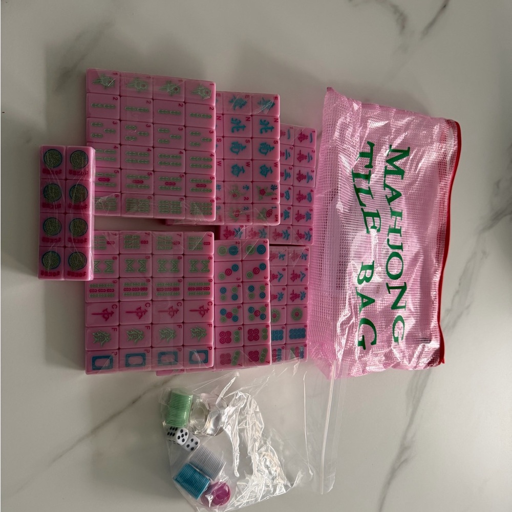 Pink Mahjong Tile Set - Picture 3 of 7